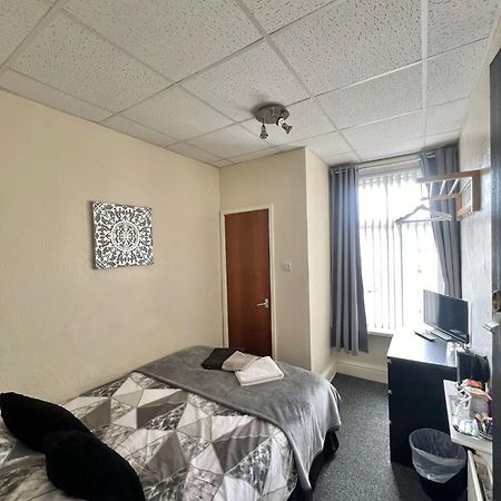 Tudor Rose Hotel Blackpool Bagian luar foto