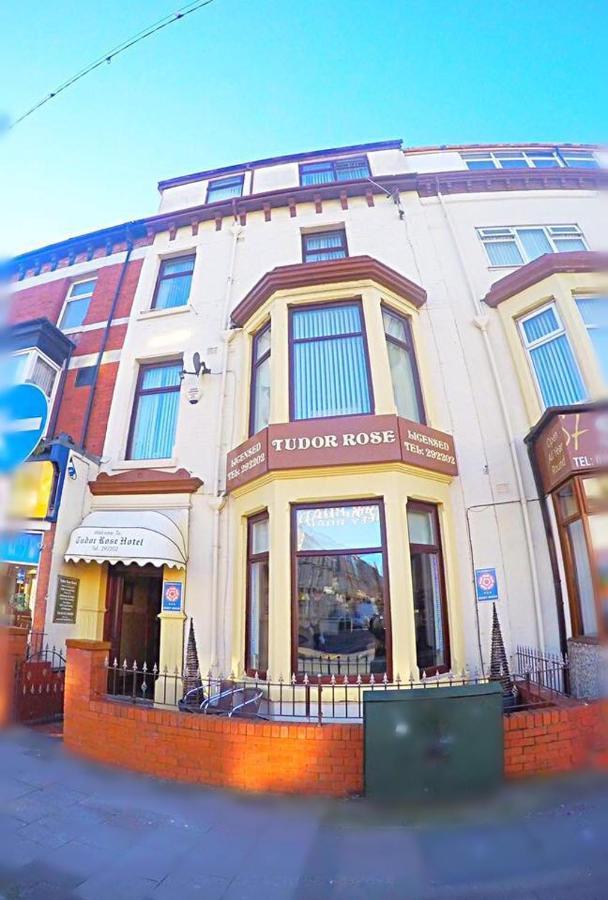 Tudor Rose Hotel Blackpool Bagian luar foto